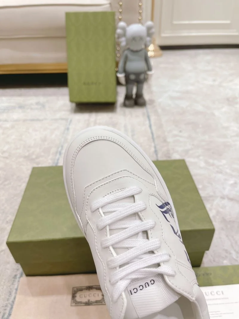 Gucci Low Shoes UrbanChic 24453