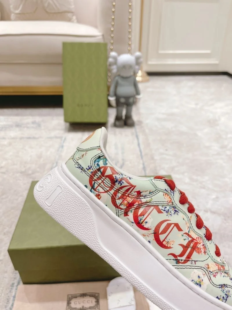 WellDesigned Gucci Low Shoes 24452