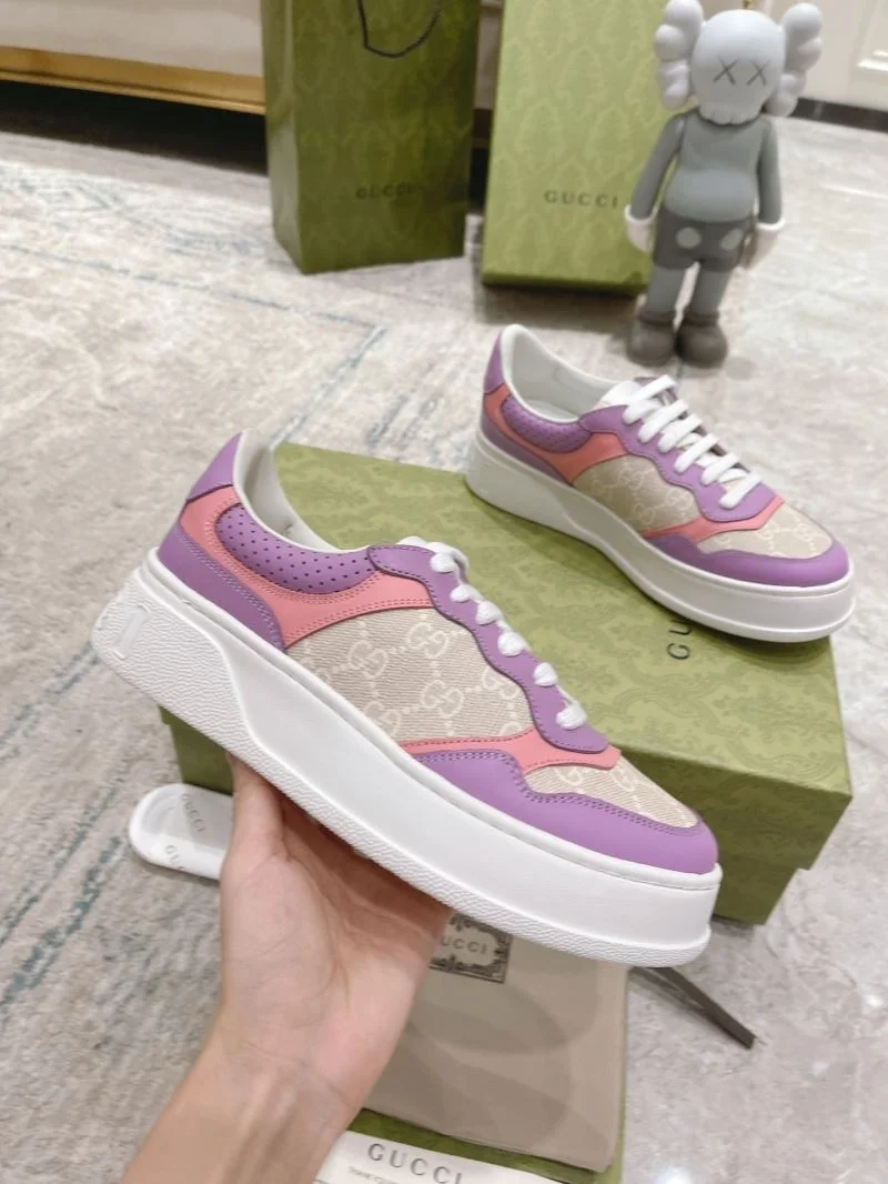 Comfortable Gucci Low Shoes 24446