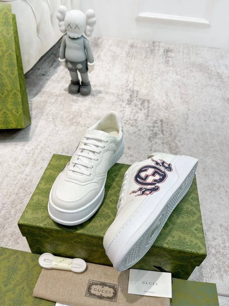 Gucci Low Shoes MultiPurpose 24462