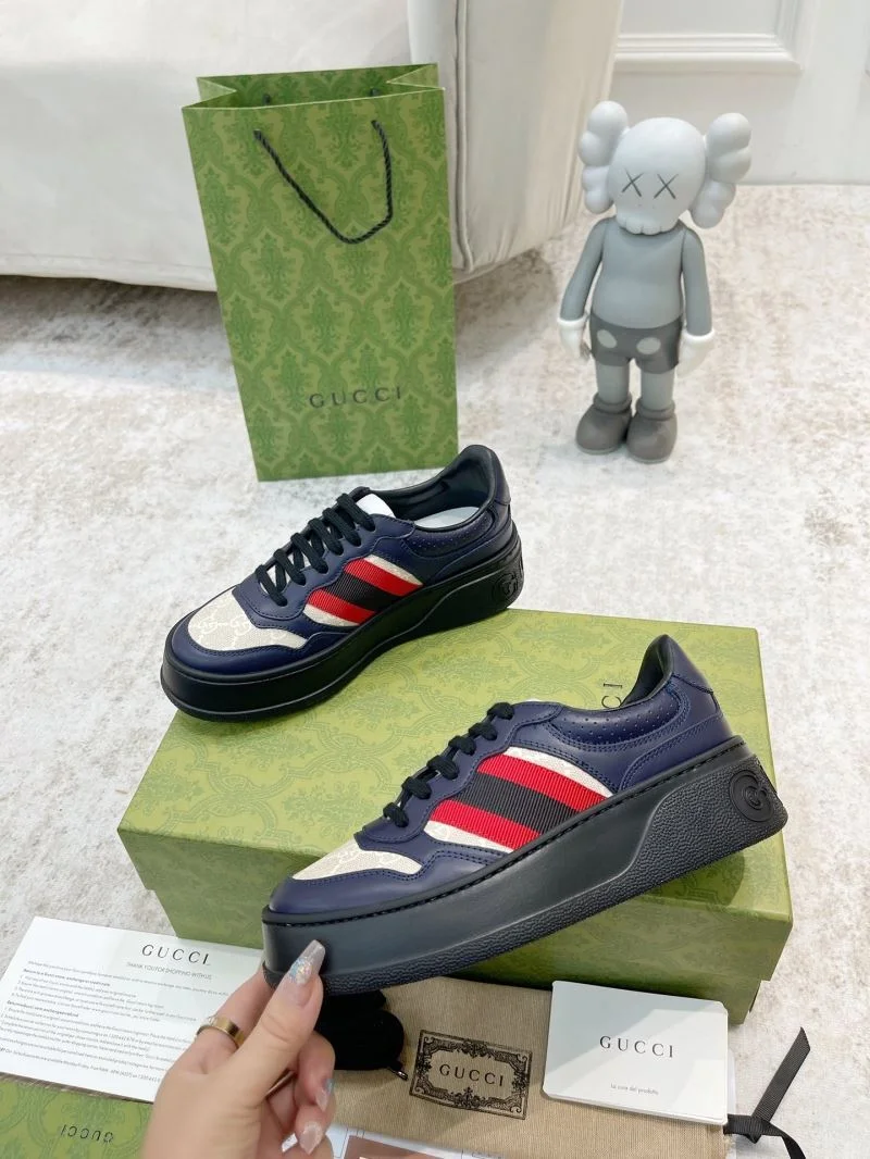 Comfortable Gucci Low Shoes 24439