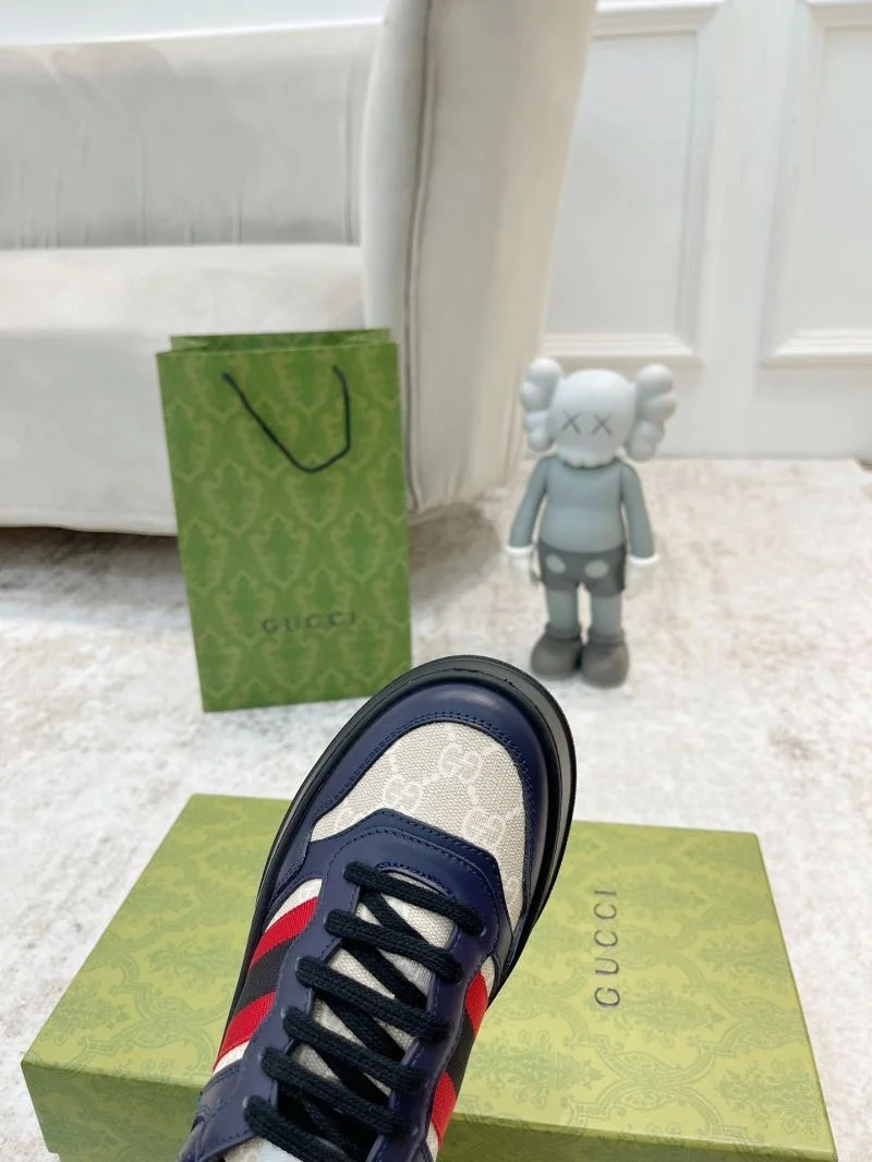 Comfortable Gucci Low Shoes 24439