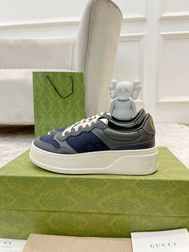 Trendsetting Gucci Low Shoes 24463