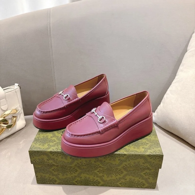 Gucci Low Shoes Seasonal 24447