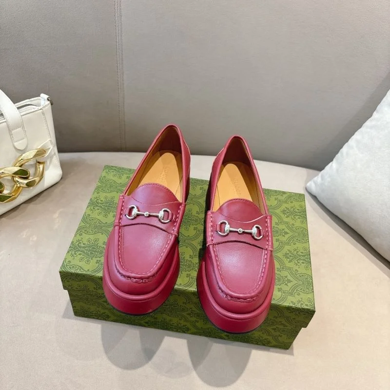 Gucci Low Shoes Seasonal 24447