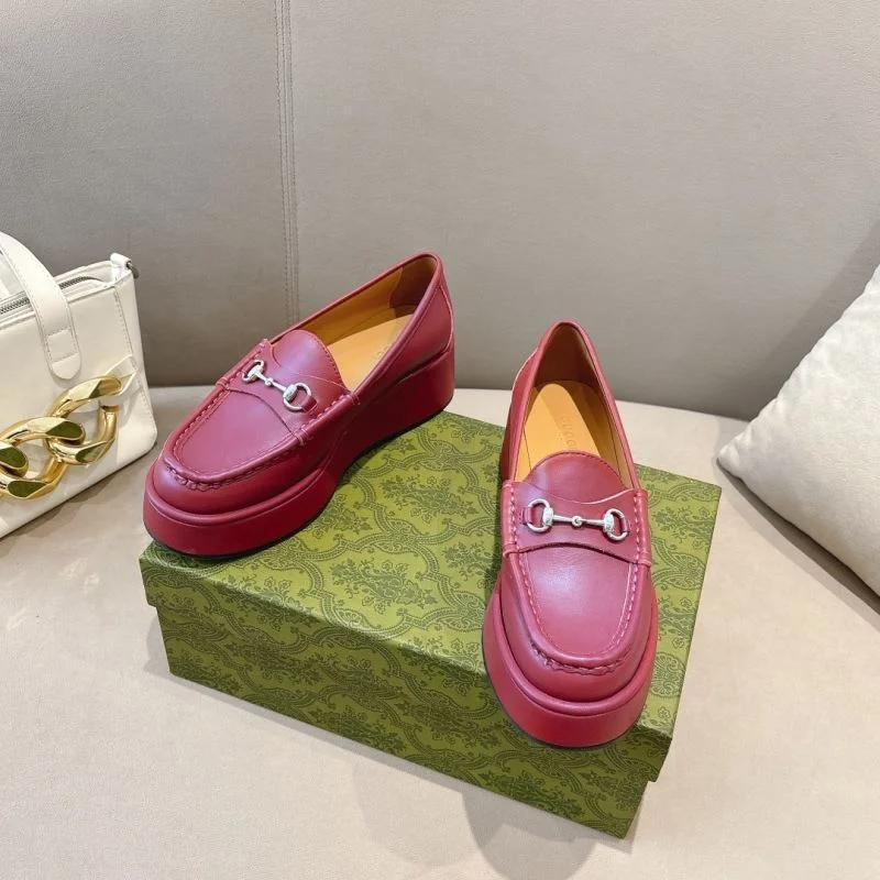 Gucci Low Shoes Seasonal 24447