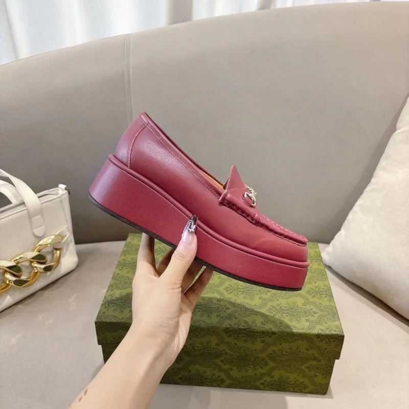 Gucci Low Shoes Seasonal 24447