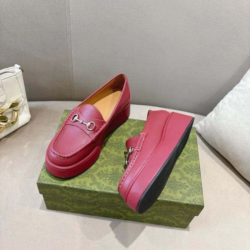 Gucci Low Shoes Seasonal 24447