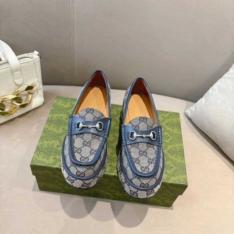 FashionForward Gucci Low Shoes 24432