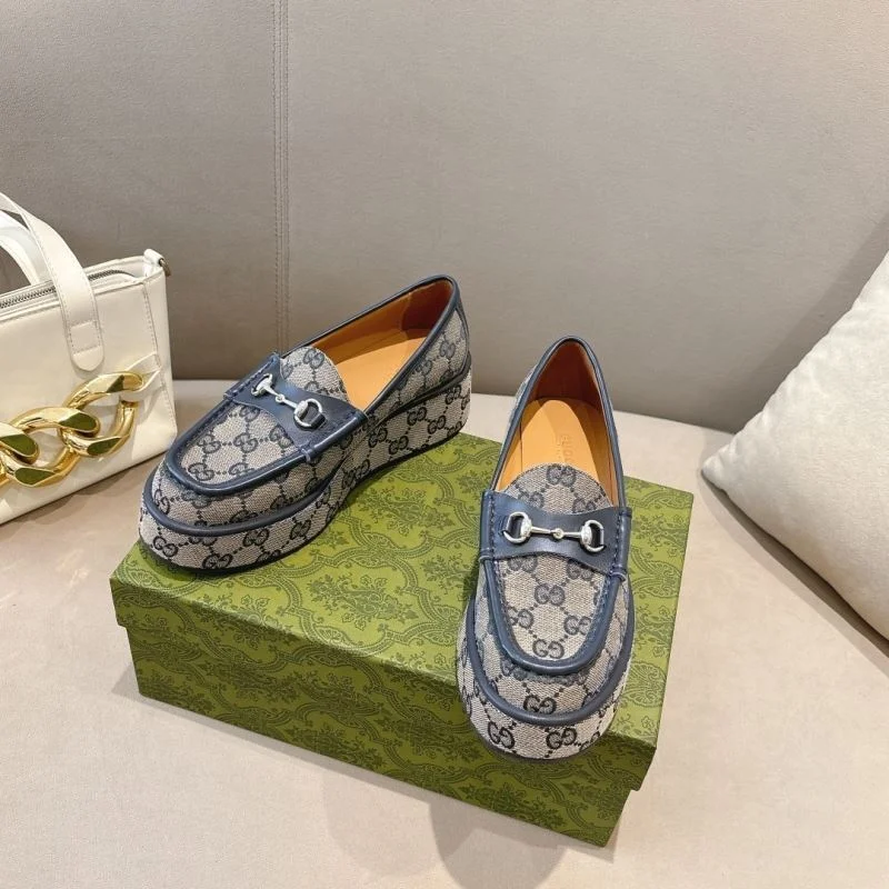 FashionForward Gucci Low Shoes 24432