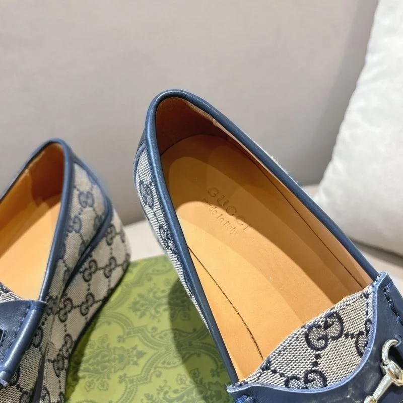 FashionForward Gucci Low Shoes 24432