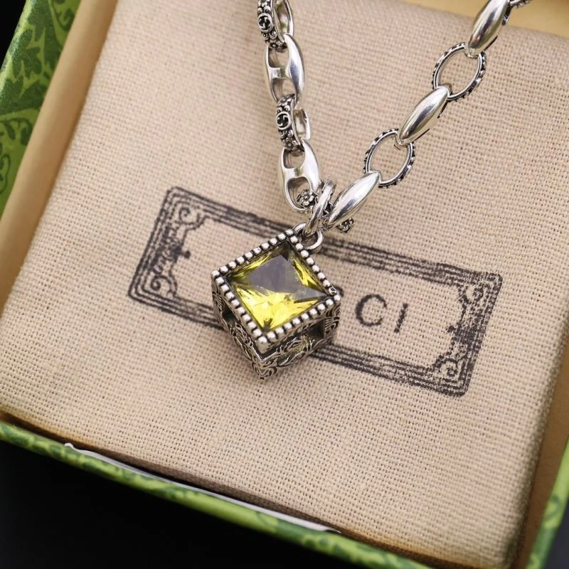 Fashionable Gucci Necklaces 245958