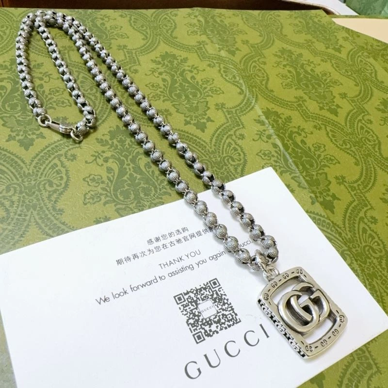Sporty Gucci Necklaces 245955