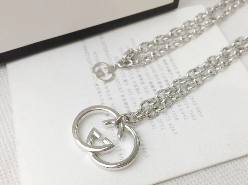 WaterResistant Gucci Necklaces 245951