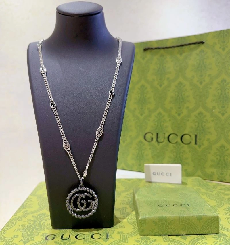 Effortless Gucci Necklaces 245920