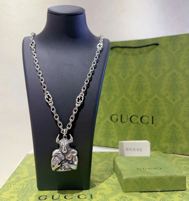 SmoothTexture Gucci Necklaces 245925