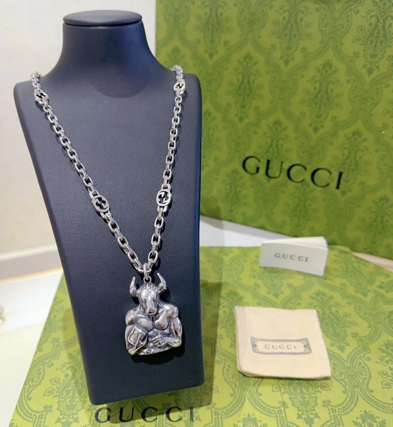 SmoothTexture Gucci Necklaces 245925