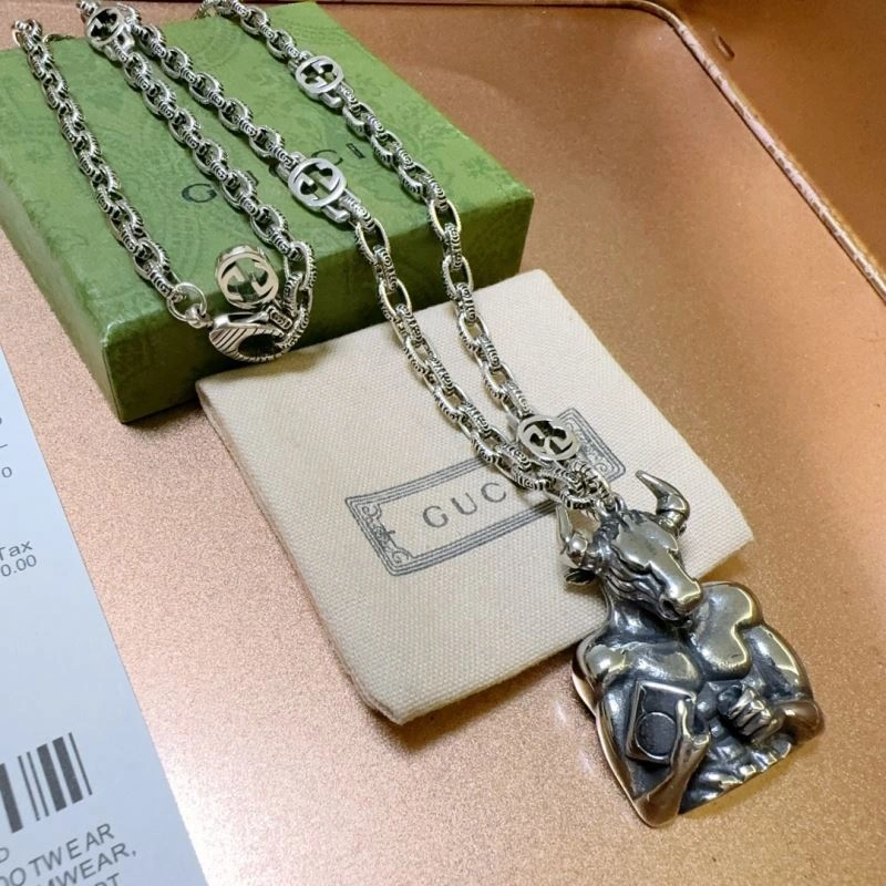 SmoothTexture Gucci Necklaces 245925