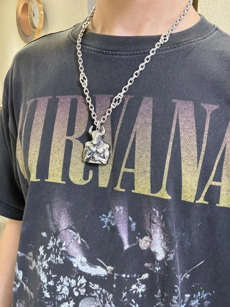 SmoothTexture Gucci Necklaces 245925