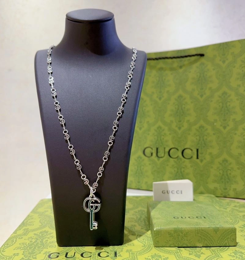 Stylish Gucci Necklaces 245944