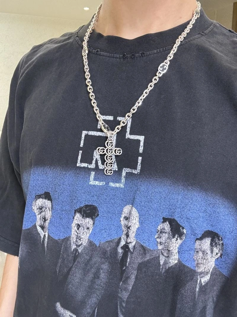 Comfortable Gucci Necklaces 245915