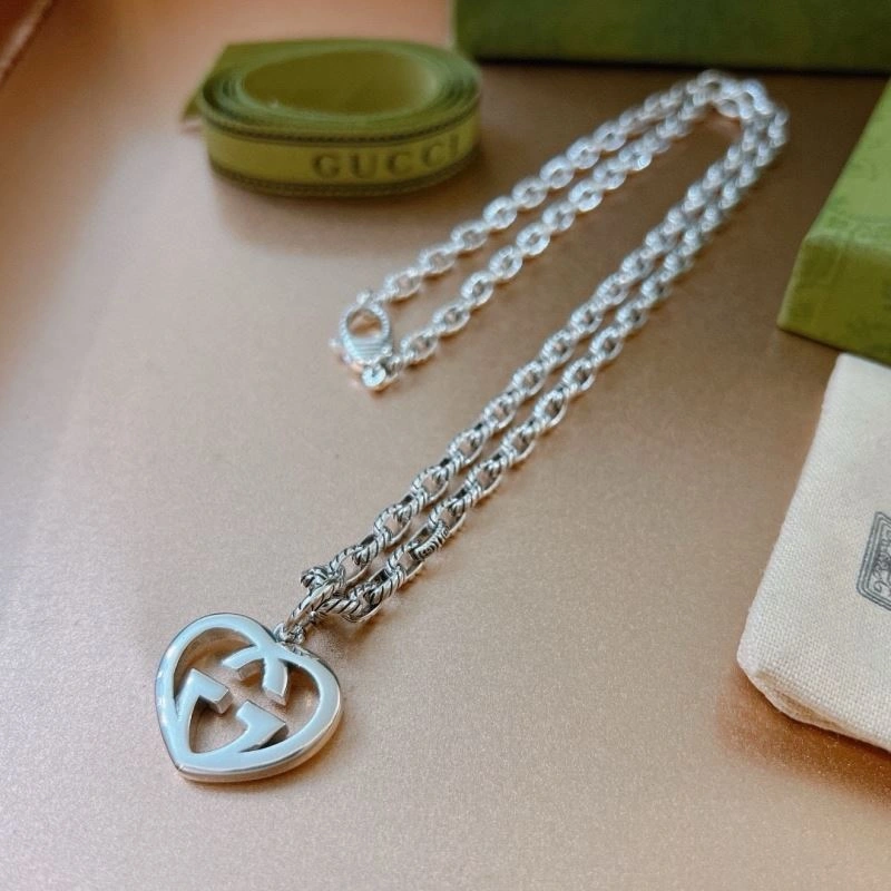 Effortless Gucci Necklaces 245848