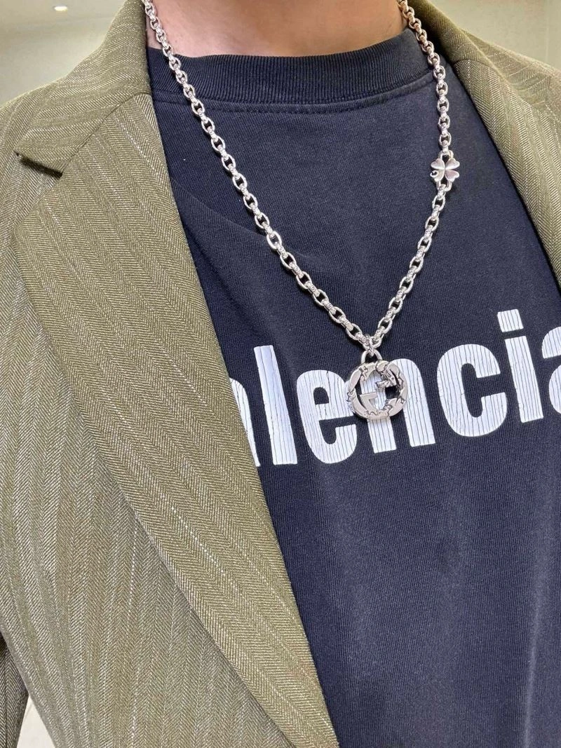 Sporty Gucci Necklaces 245825
