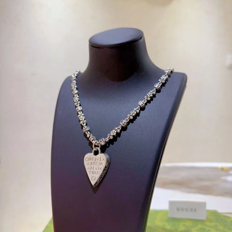 OdorResistant Gucci Necklaces 245803