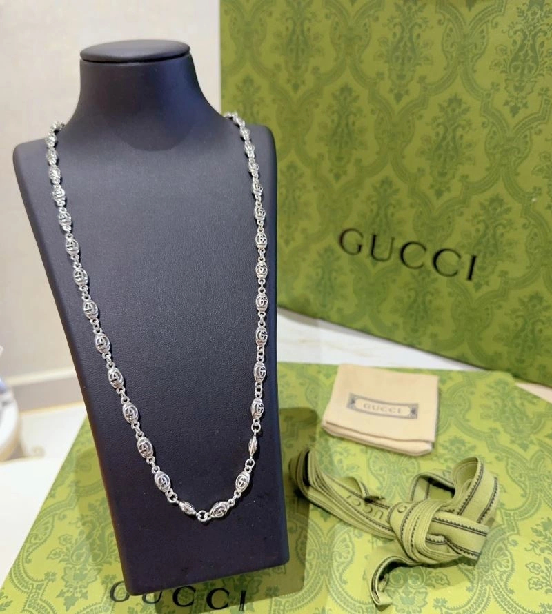 Snug Gucci Necklaces 245795