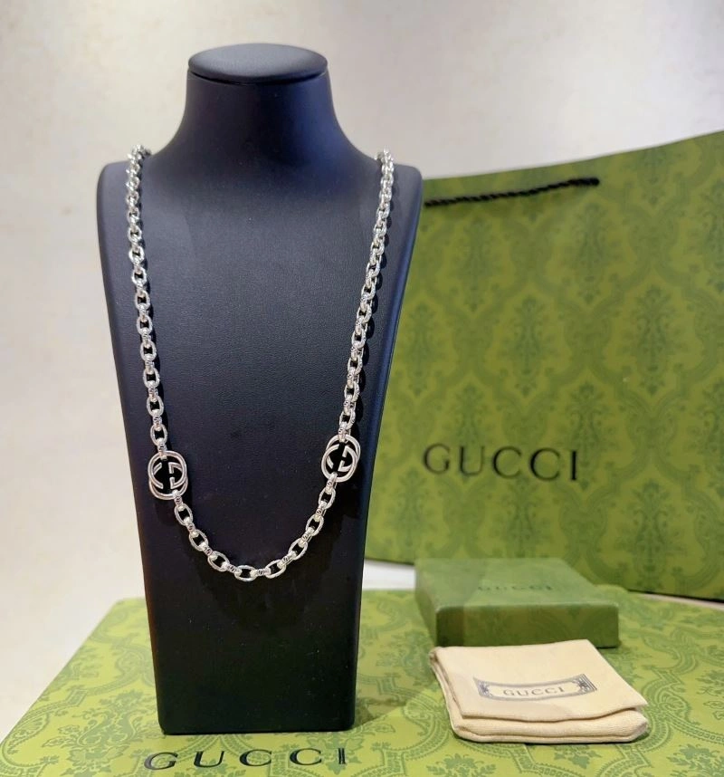 Sporty Gucci Necklaces 245801