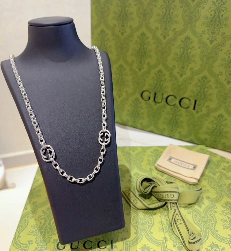 Sporty Gucci Necklaces 245801