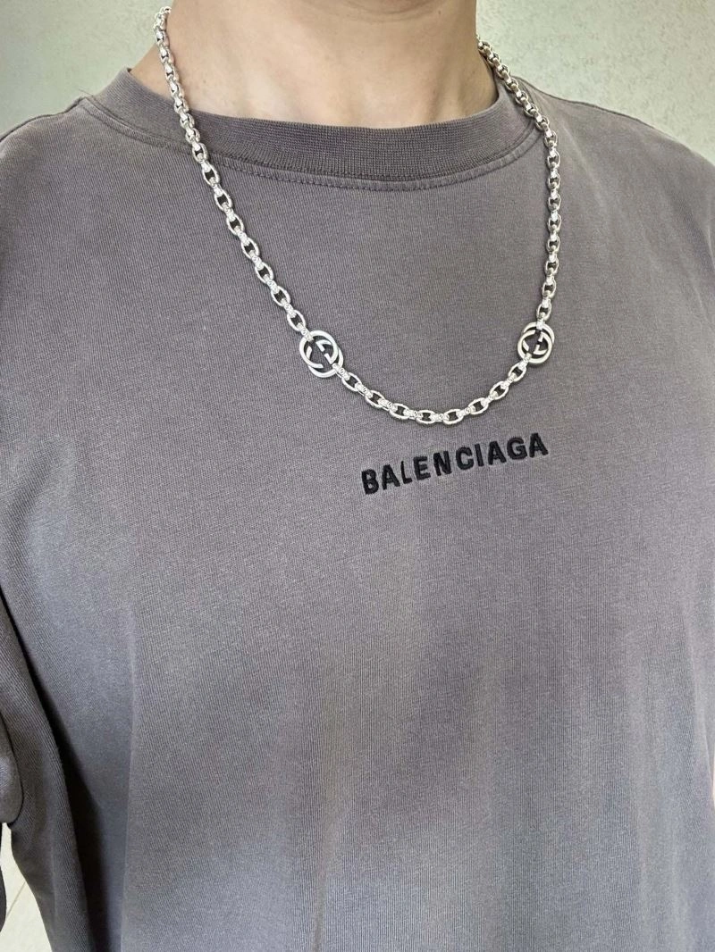 Sporty Gucci Necklaces 245801