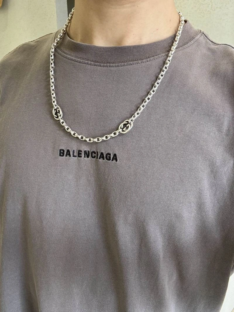 Sporty Gucci Necklaces 245801