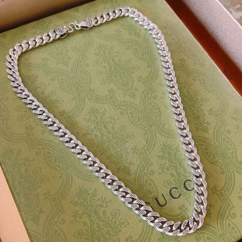 Gucci Necklaces Lightweight 246604