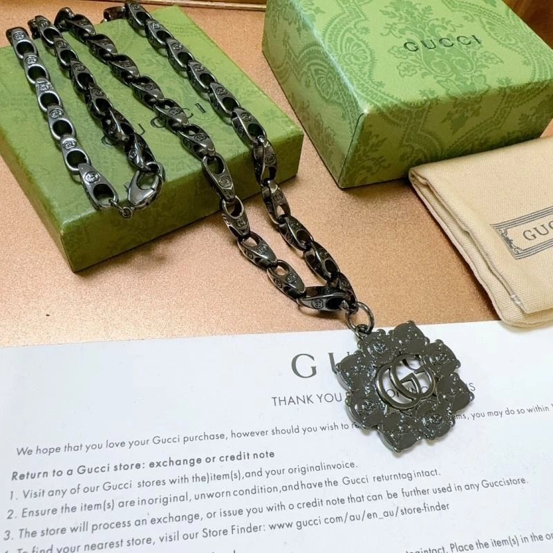 Gucci Necklaces Trendsetting 246558