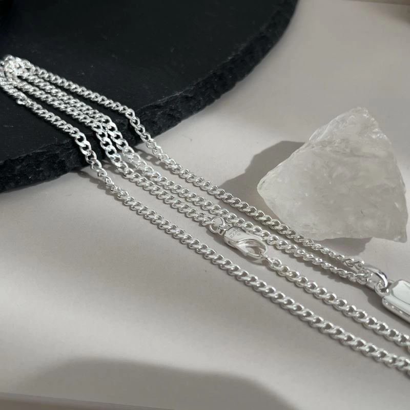Gucci Necklaces Sleek 246530