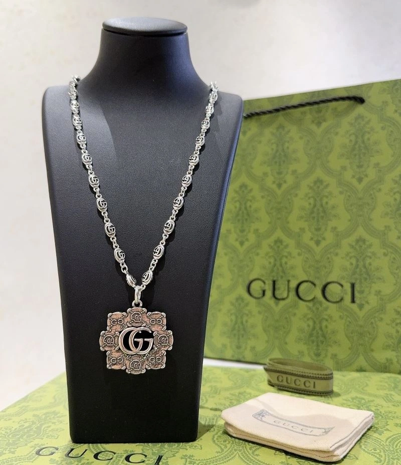 Tailored Gucci Necklaces 246446