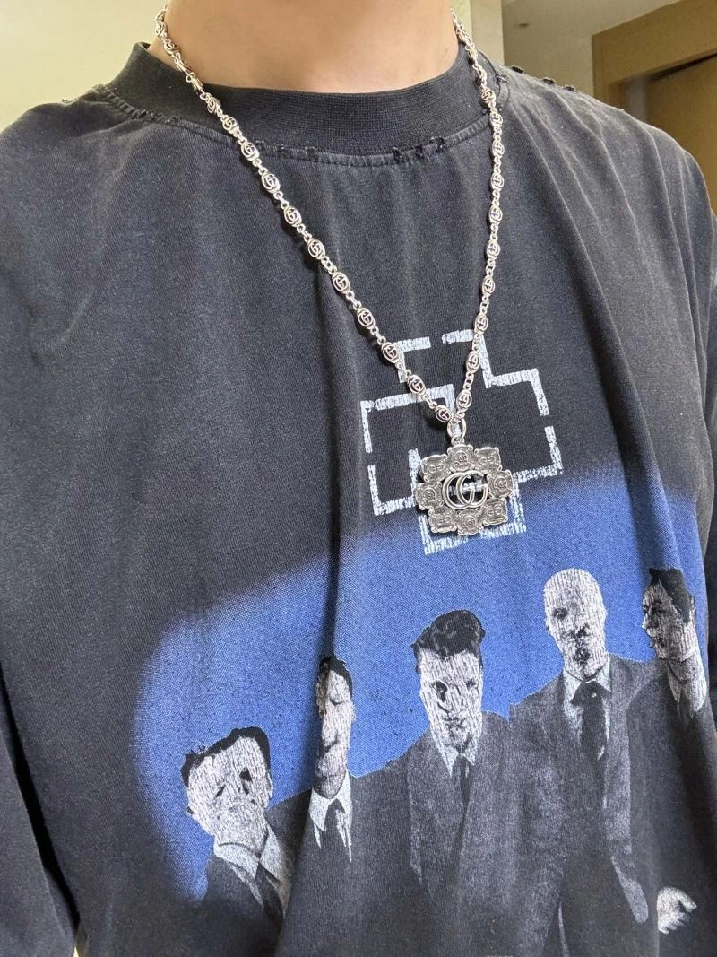 Tailored Gucci Necklaces 246446