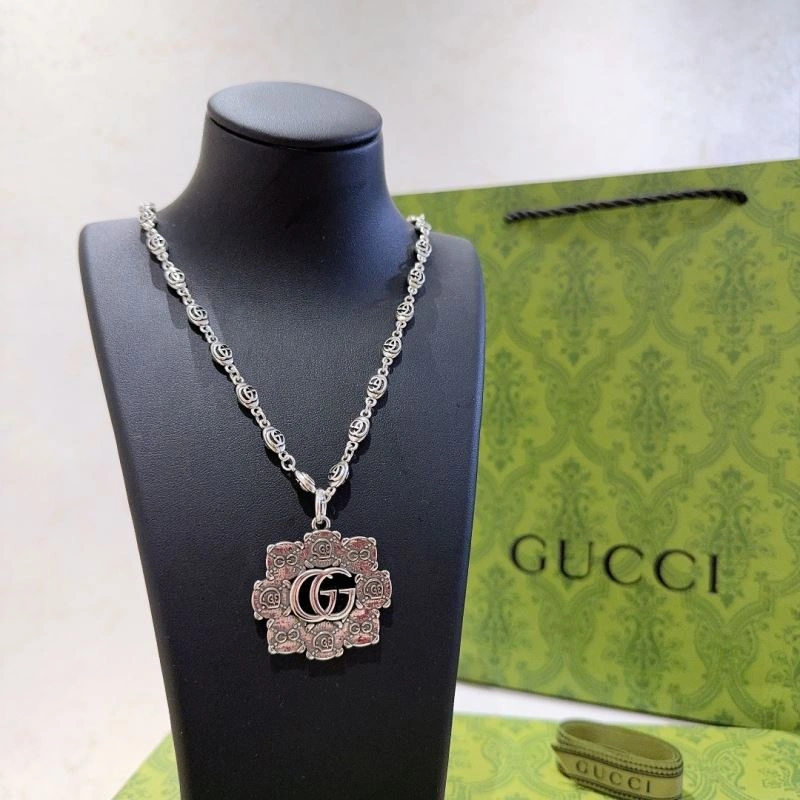 Tailored Gucci Necklaces 246446
