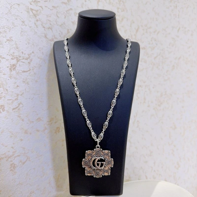 Tailored Gucci Necklaces 246446