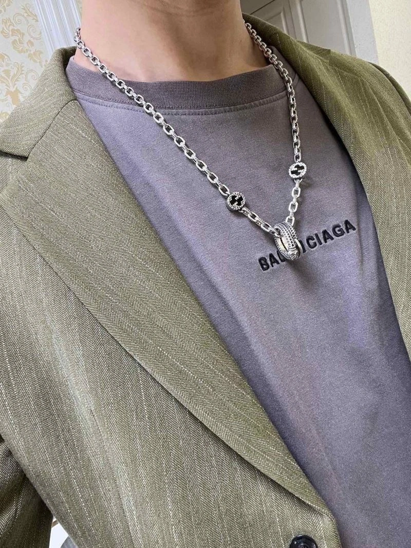 Gucci Necklaces HighQuality 246441
