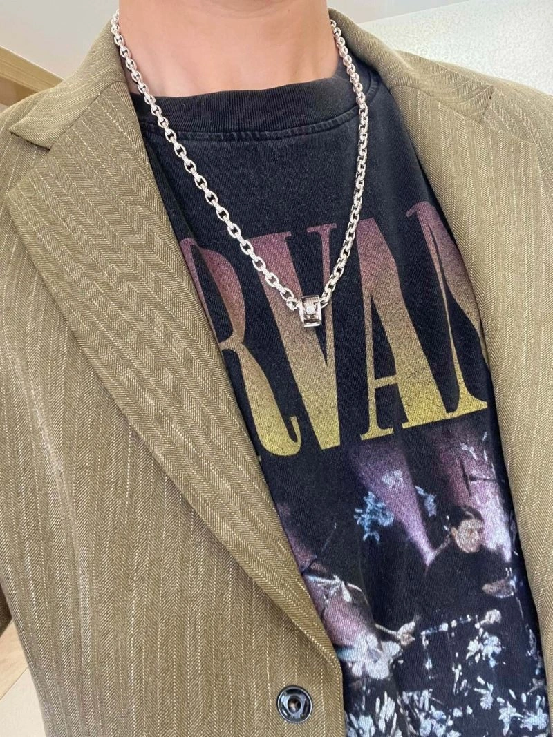 Fashionable Gucci Necklaces 246434