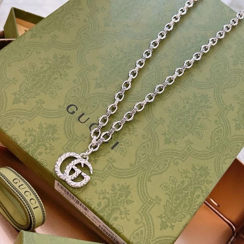 Comfortable Gucci Necklaces 246217