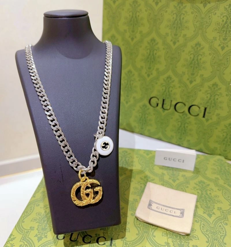 SoftTouch Gucci Necklaces 246194