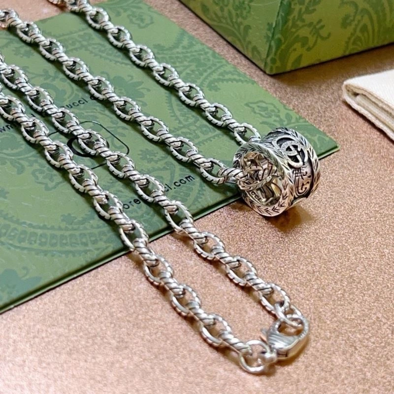 ComfortFit Gucci Necklaces 246187