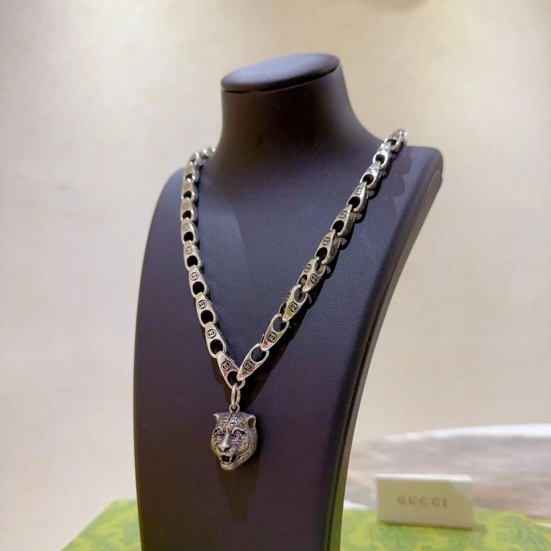 Gucci Necklaces Trendy 246140