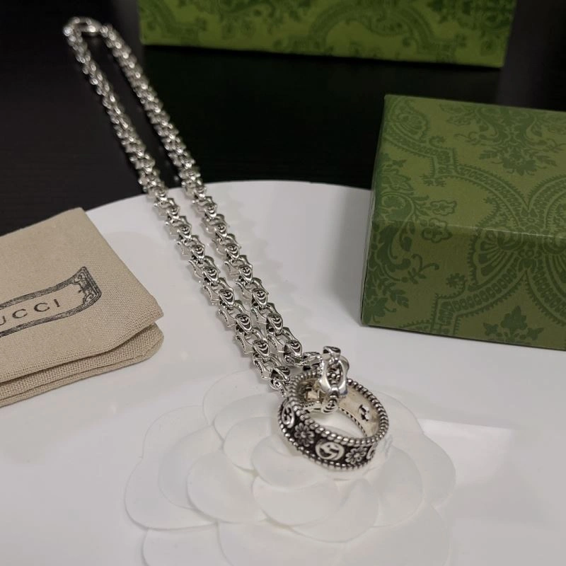 Gucci Necklaces Lightweight 246134