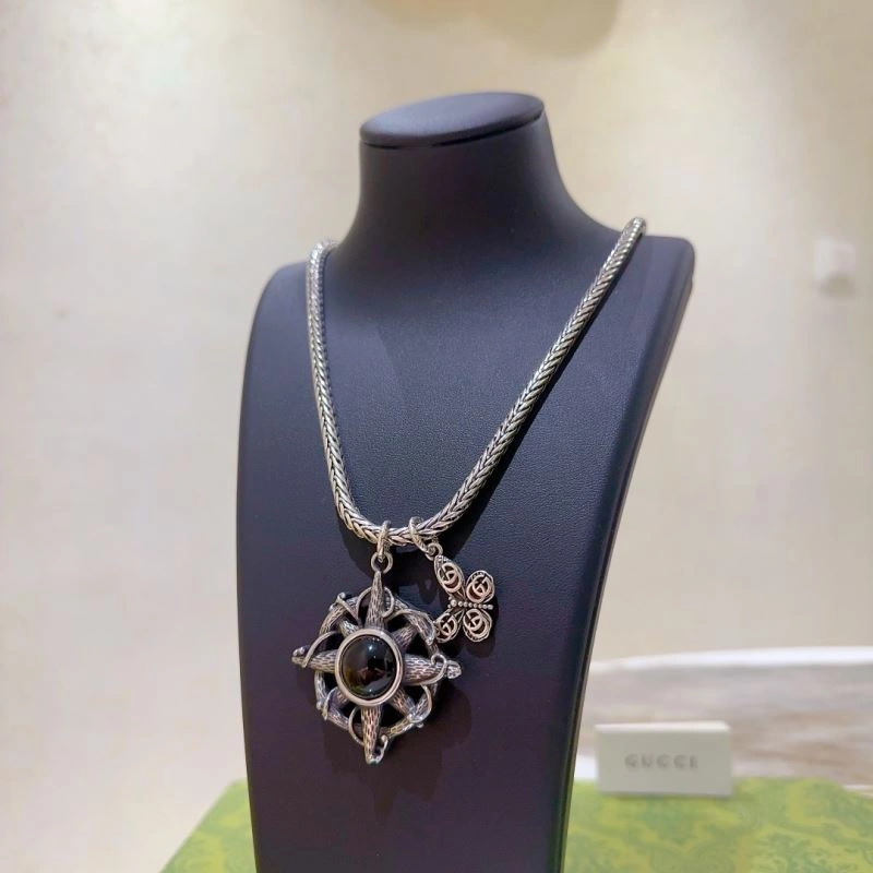 Vibrant Gucci Necklaces 246147