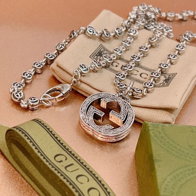 SmoothTexture Gucci Necklaces 246135