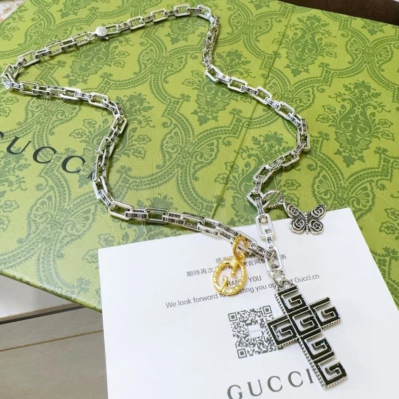 Sporty Gucci Necklaces 246104